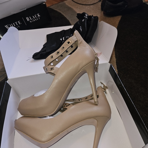 White house black market Alyse Camel - Picture 5 of 5